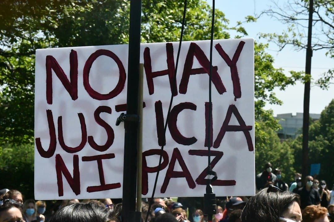 Prisiones dominicanas amenaza con demandar a abogados que introduzcan celulares